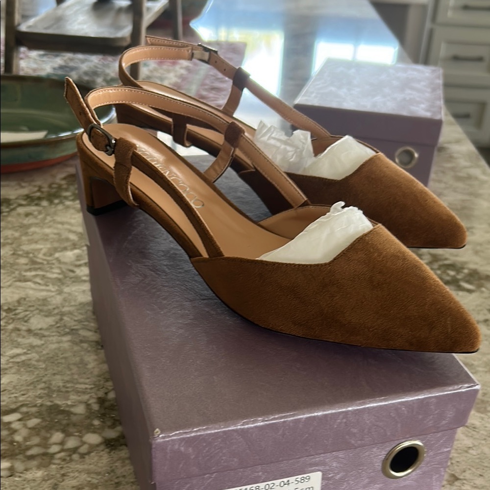 Sophisticated Brown Slingback Heels with Pointed Toe